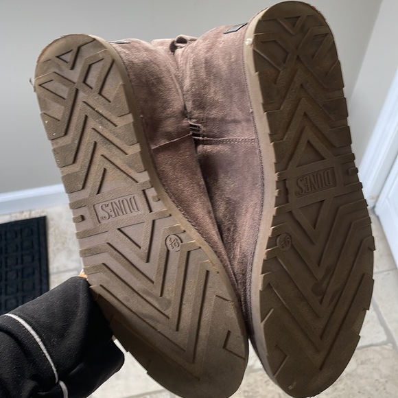 Dunes wedge fur lined booties size 9.5 - Picture 3 of 5